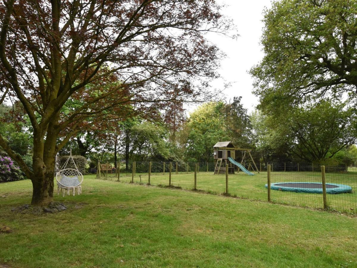 Villa On An Estate In Rheezerveen With Garden Екстериор снимка