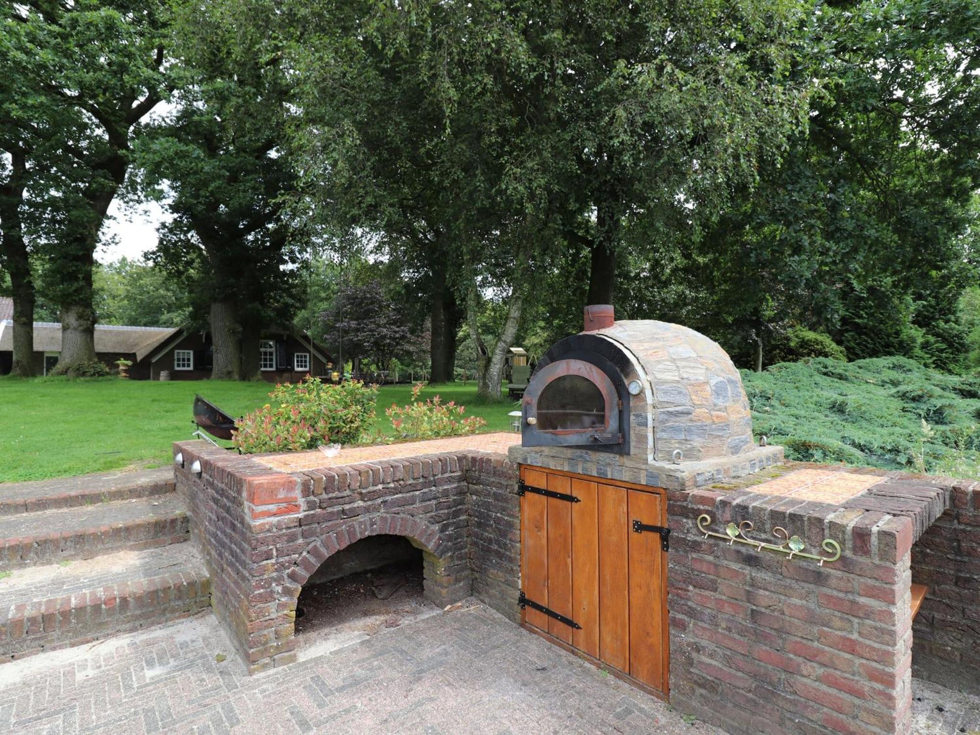 Villa On An Estate In Rheezerveen With Garden Екстериор снимка